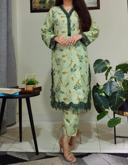 Luxury Embroidered Lawn 2-Piece