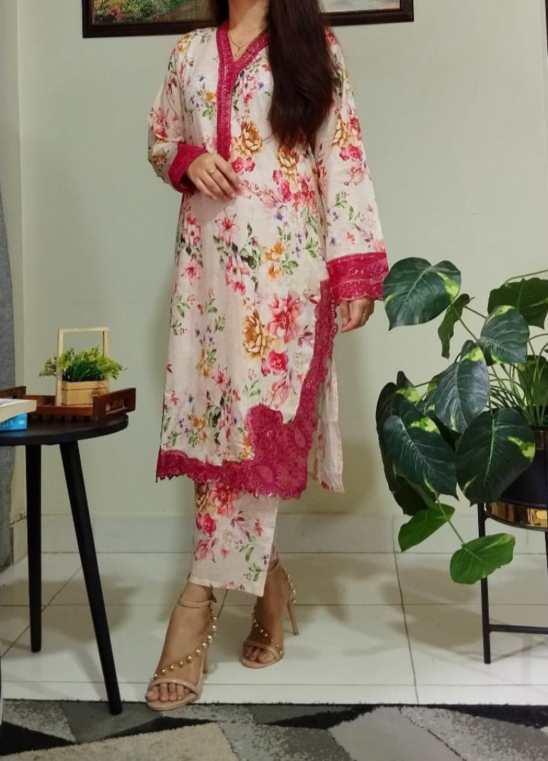 Luxury Embroidered Lawn 2-Piece