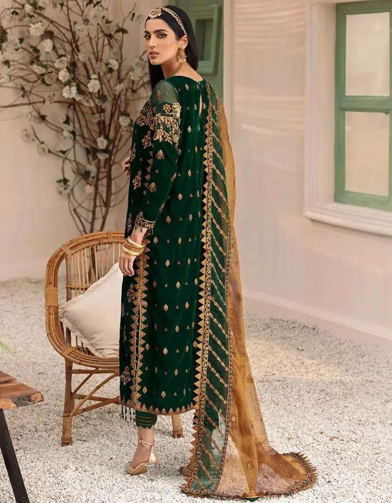 EMAAN ADEEL LUXURY VELVET 3-PIECE SUIT