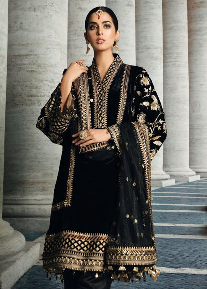 NAYA LUXURY EMBROIDERED VELVET 3-PIECE SUIT