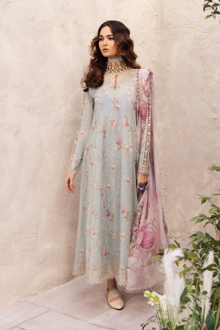 Iznik Chikankari Embroidered Lawn 3-Piece Suit